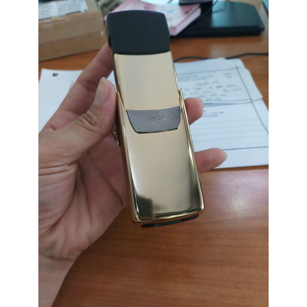 Điện thoại nokia 8910  mạ vàng 18k