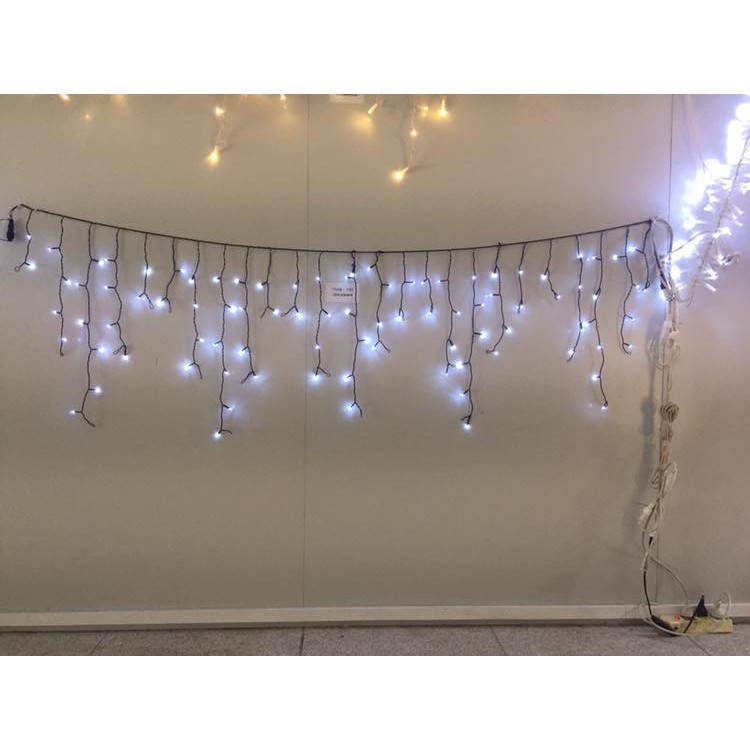 ĐÈN NHÁY THẢ MÀNH DÀI 6M, 24 SỢI MÀNH