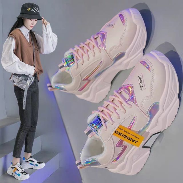 (HÀNG MỚI VỀ) Giày thể thao nâng siêu xinh cho bạn gái