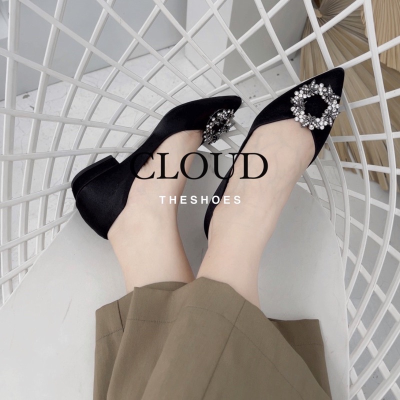 Búp bê hạt satin