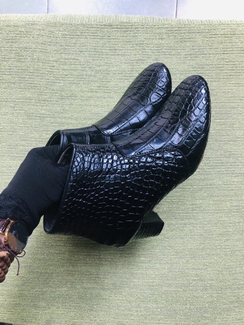 👠  Giày Boot nữ cổ lửng full da cá sấu cao cấp chính hiệu, da liền lạc. KHÔNG bán hàng dập vân cá sấu.