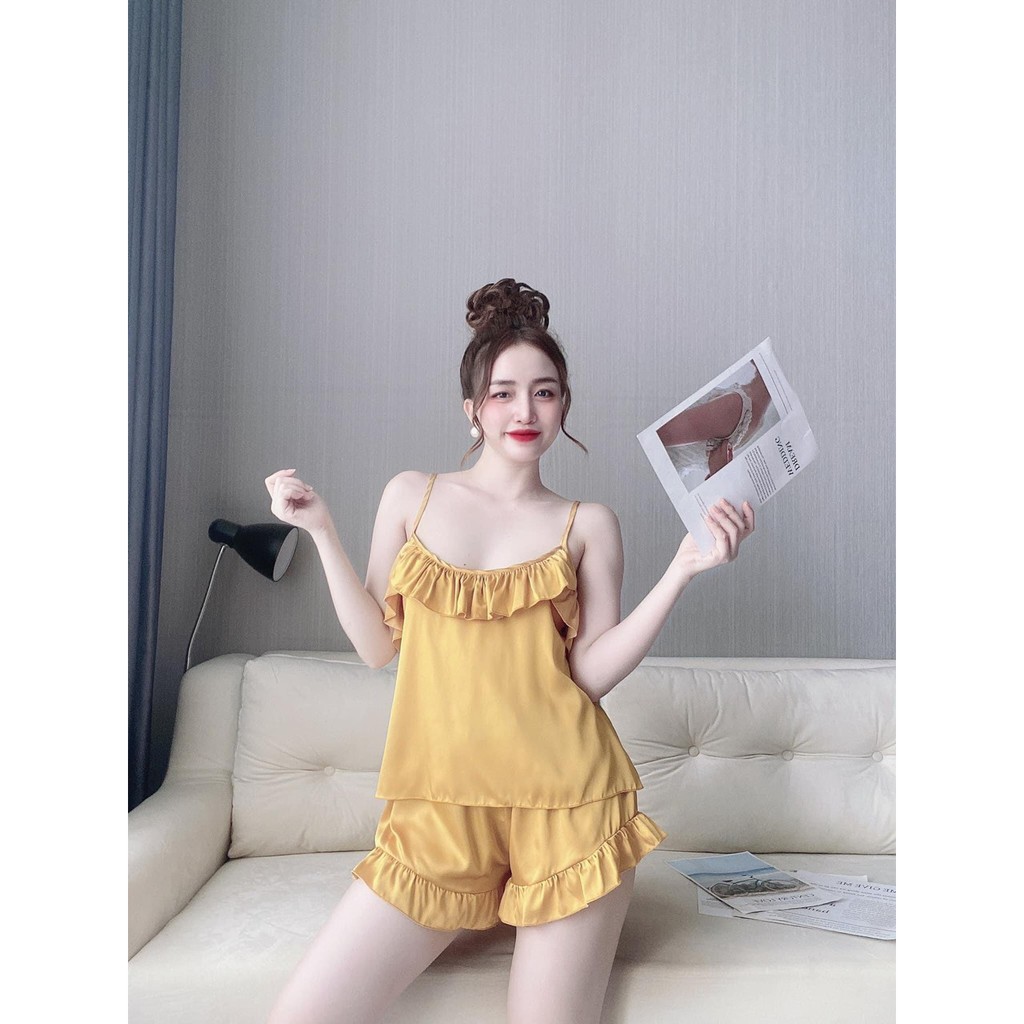 Bộ đồ ngủ hai dây chất liệu satin xinh quyến rủ size m l | BigBuy360 - bigbuy360.vn