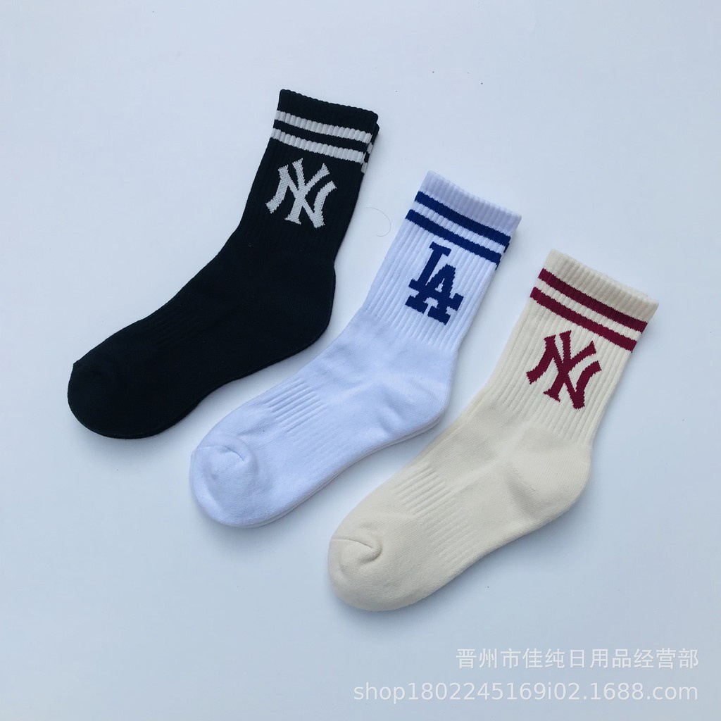 tất cao cổ nam  thêu chữ NY dệt lụa trơn cực đẹp