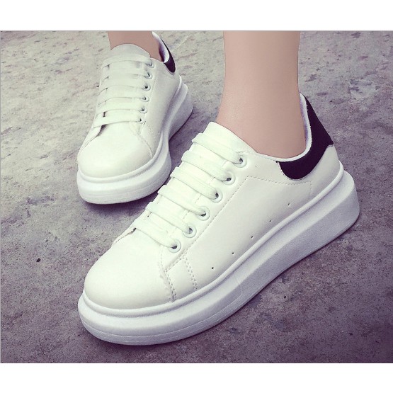 FULL BOX) GIÀY TRẮNG GÓT ĐEN