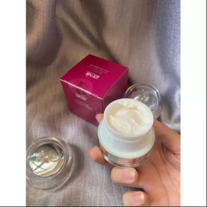 Kem Dưỡng Ốc Sên Genie Snow Face Collagen Cream 20g