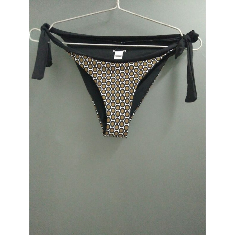 K02. Quần bơi nữ chất thun cột dây size M. Hàng thùng