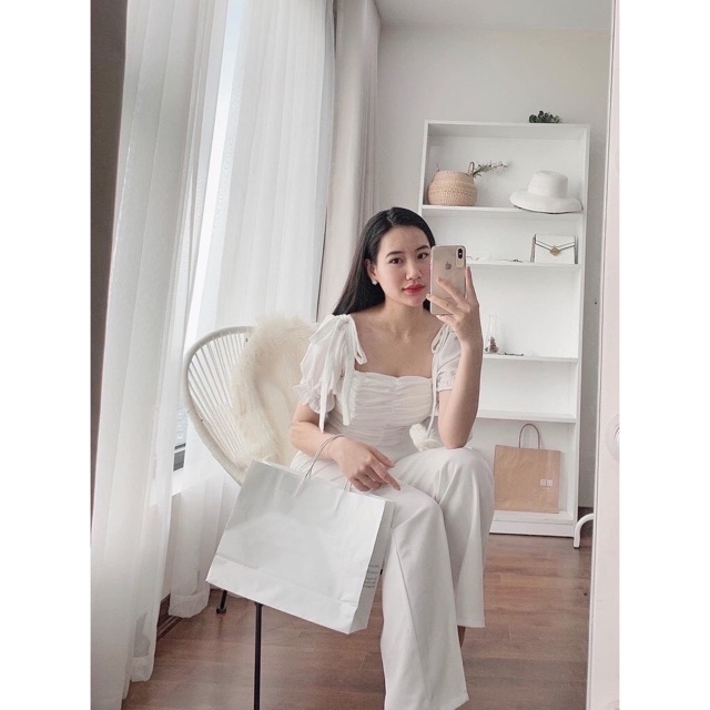 Pass áo nhún nơ vai