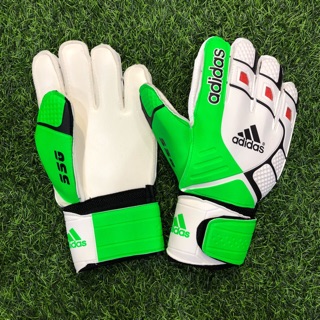Găng tay thủ môn Adidas
