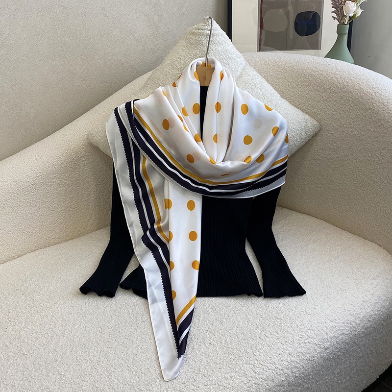 Khăn choàng vuông 110x110cm in họa tiết thời trang cho nữ