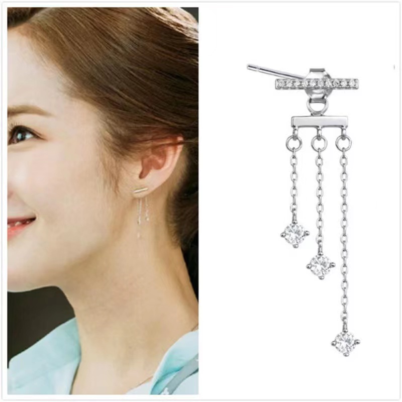 Tại sao Bộ Thư Ký Kim So Hàn Quốc Drama Her Private Life Park Min-Young Bông Tai Kim Va Chạm