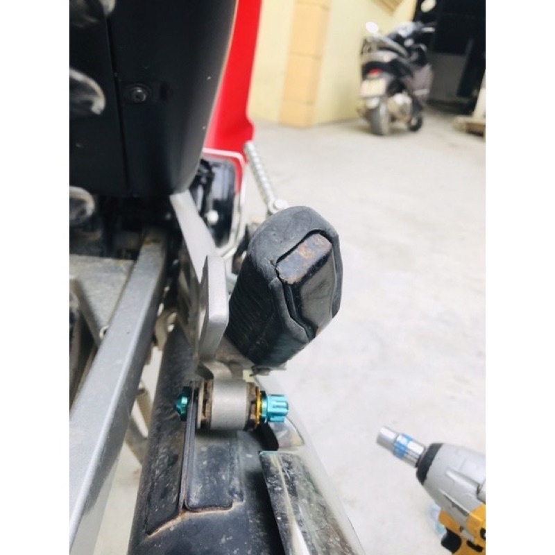 Combo Ốc Treo Bô Wave 50/100/110 Titan Gr5