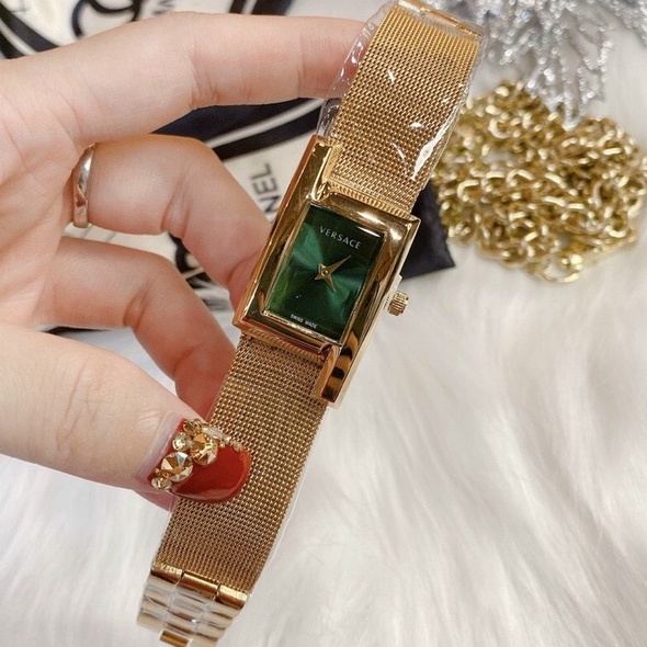 Đồng hồ nữ Versace dây thép đặc sang trọng, bảo hành 12 tháng