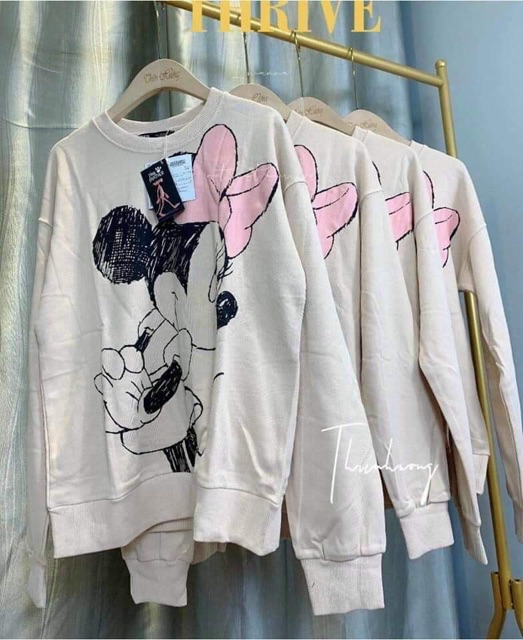 Áo nỉ bông dài tay cổ tròn chuột mickey nơ Hồng BY