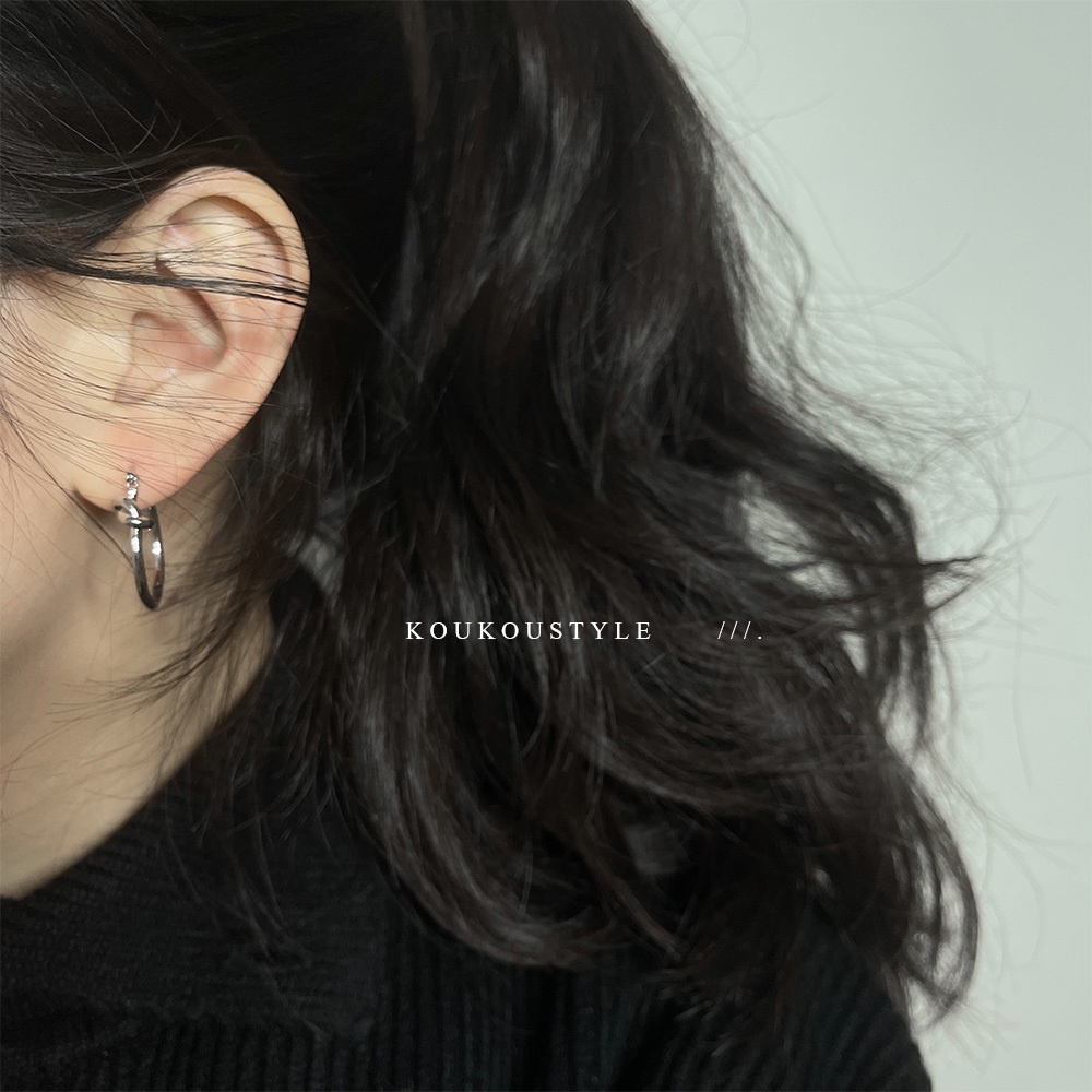 Khuyên tai tròn phong cách Hàn Quốc cho nữ