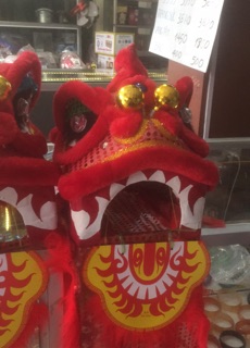 Đầu lân và đuôi đẹp cho bé