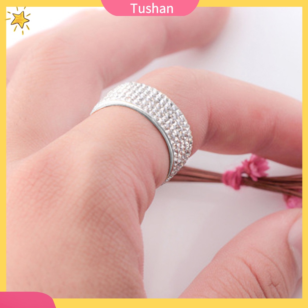 Nhẫn đính hôn 5 hàng đính kim cương nhân tạo sang trọng