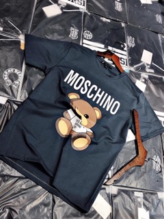 Áo moschino