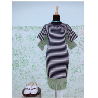 Đầm sọc body thun co dãn tay ngắn