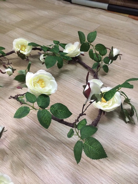 Dây hoa hồng trà cổ điển cao cấp loại đẹp nhiều bông