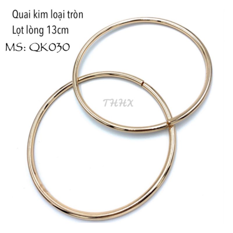 Quai tròn túi xách kim loại