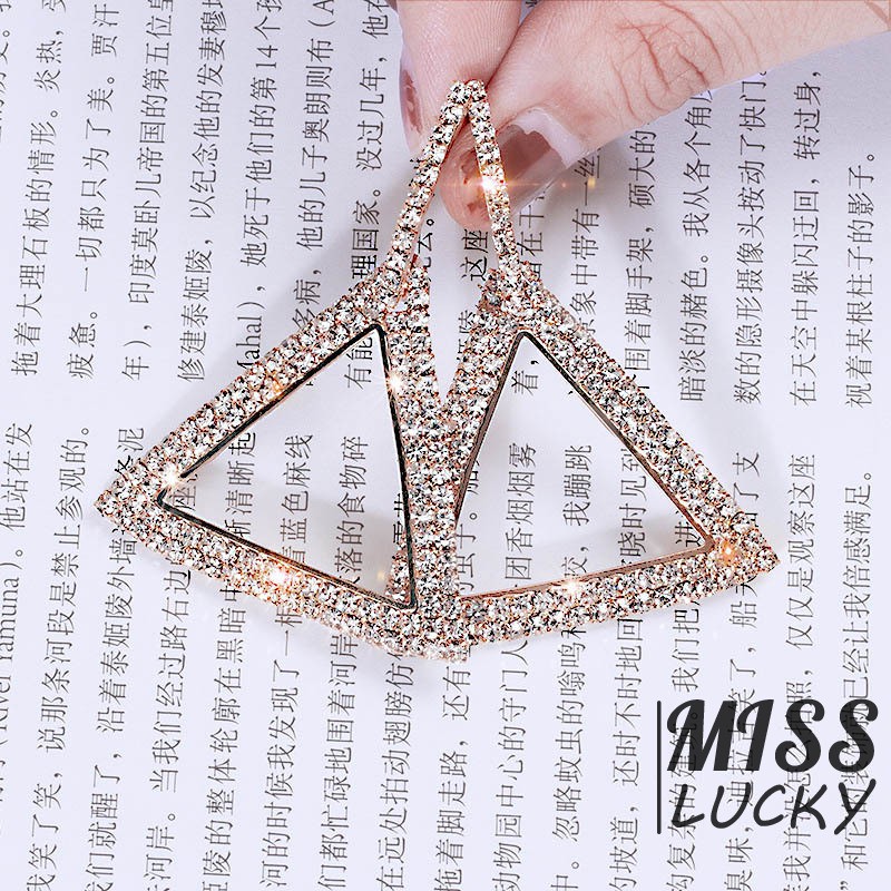 Bông tai tam giác đính đá thiết kế đơn giản sang trọng cho nữ