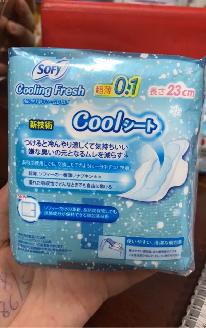 Băng Vệ Sinh Sofy Cooling Fresh Gói 8 miếng x 23cm Siêu Mỏng Cánh