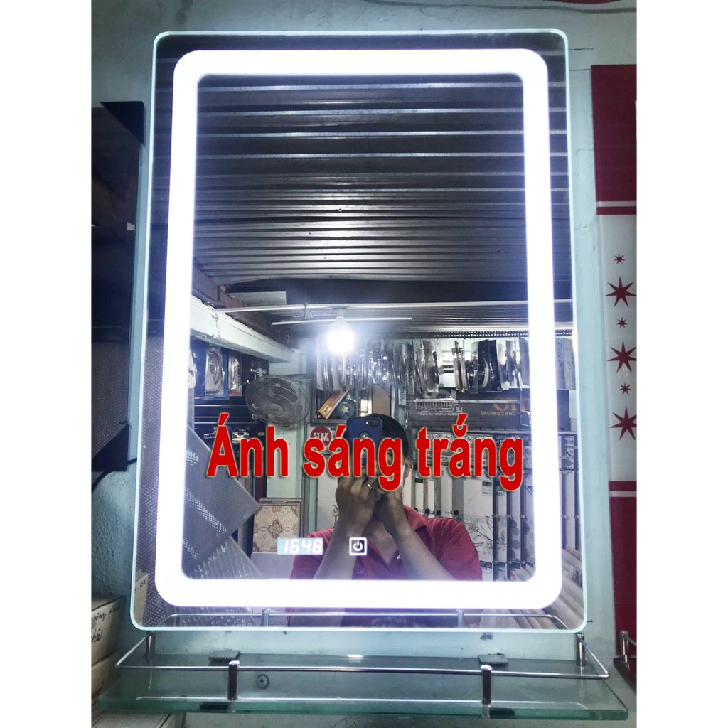 Gương soi phòng tắm có đèn LED cảm ứng nhiệt độ, giờ