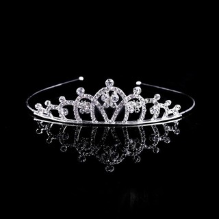  Vương miện đính pha lê trái tim