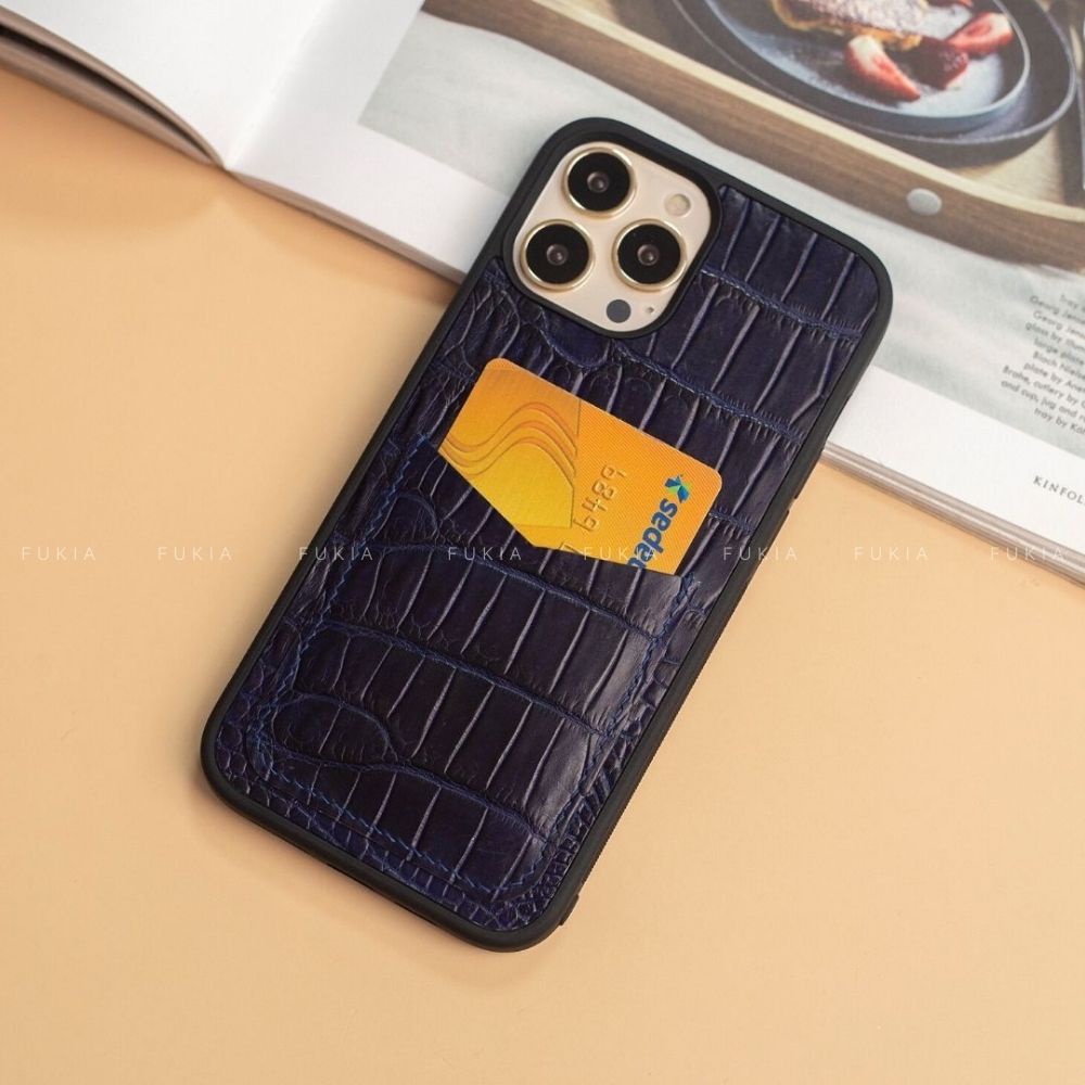 Ốp da thủ công viền đen khe thẻ Cá Sấu Xanh Navy dành cho IPhone 14/14Plus/14Pro/14Promax/13/13Pro/13Promax/12pr ODTC149