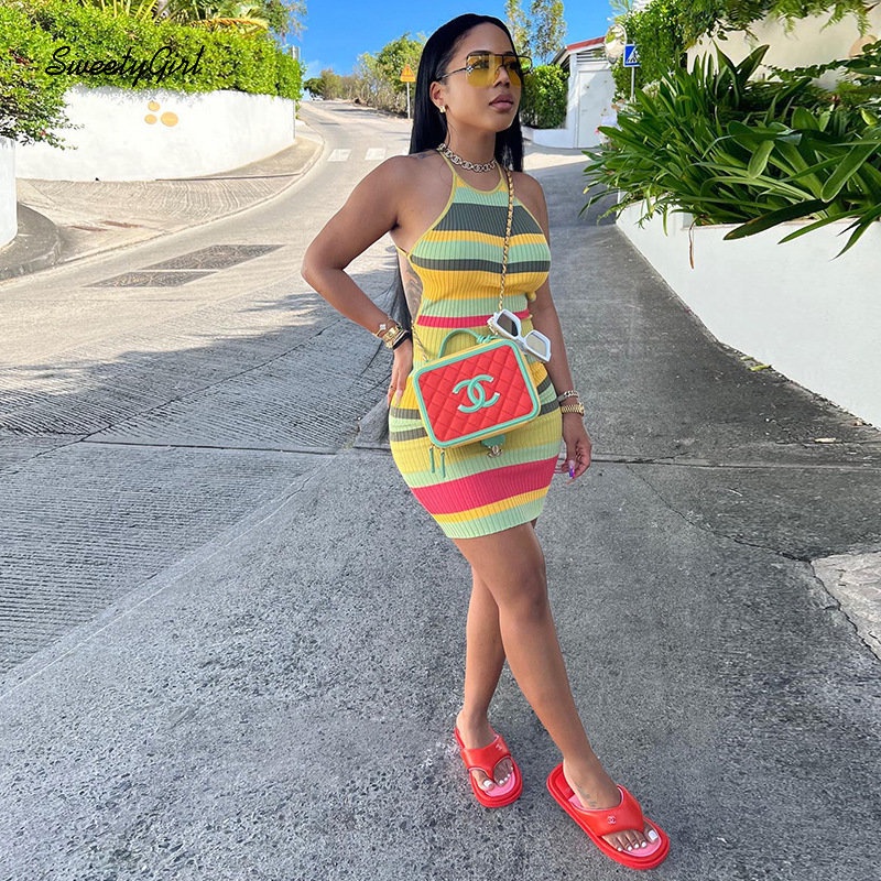 Đầm Mini Không Tay Cổ Tròn Họa Tiết Kẻ Sọc Nhiều Màu Sắc Ôm Dáng Thời Trang 2022 Cho Nữ