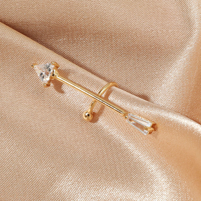 Khuyên Tai Tạo Hình Mũi Tên Độc Đáo