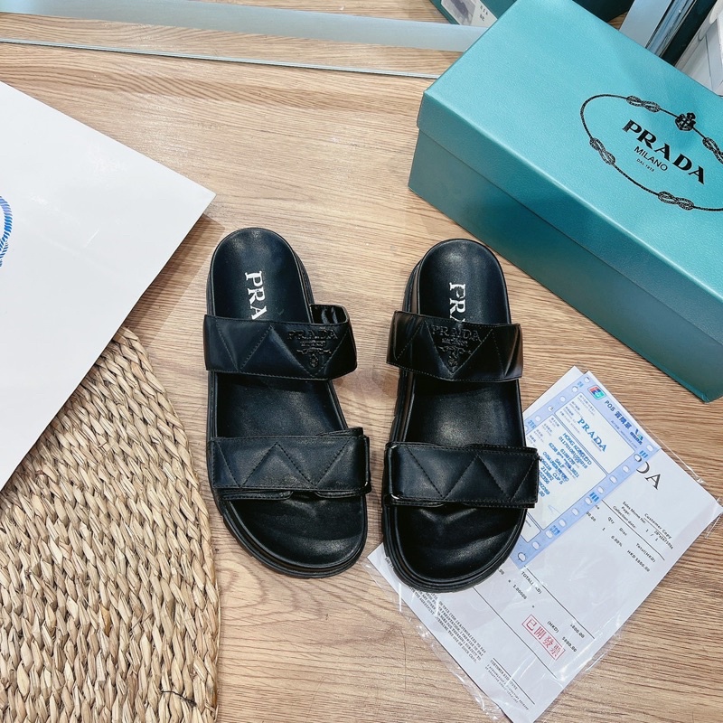 🤟🏻🤟🏻🤟🏻 Dép prada 2 quai bản mới về đủ sz sz. Hàng fullbox bill túi giấy