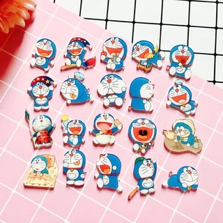 Huy hiệu Doraemon