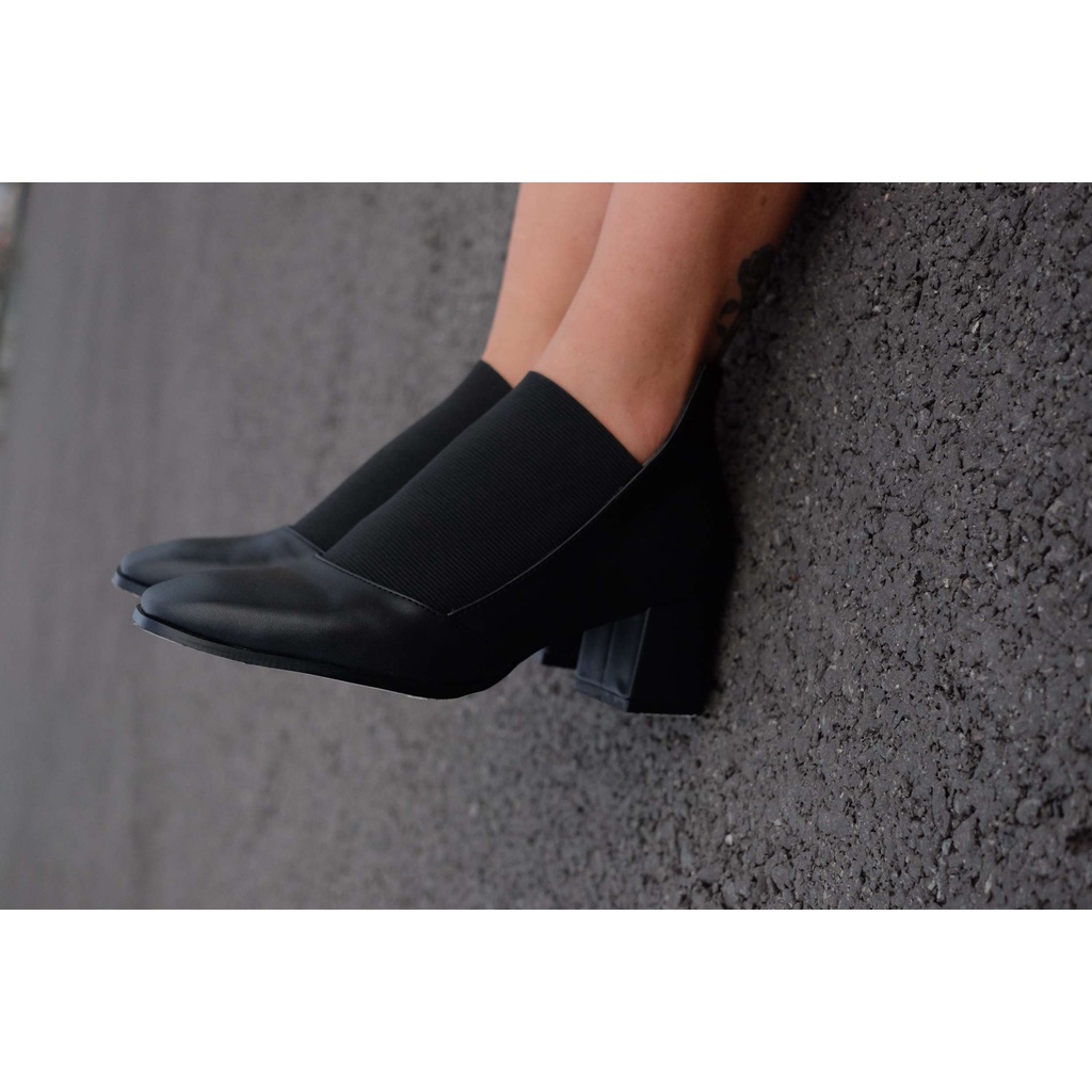 Boot Vera Nữ Da Tổng Hợp Phối Chun Năng Động Thời Trang