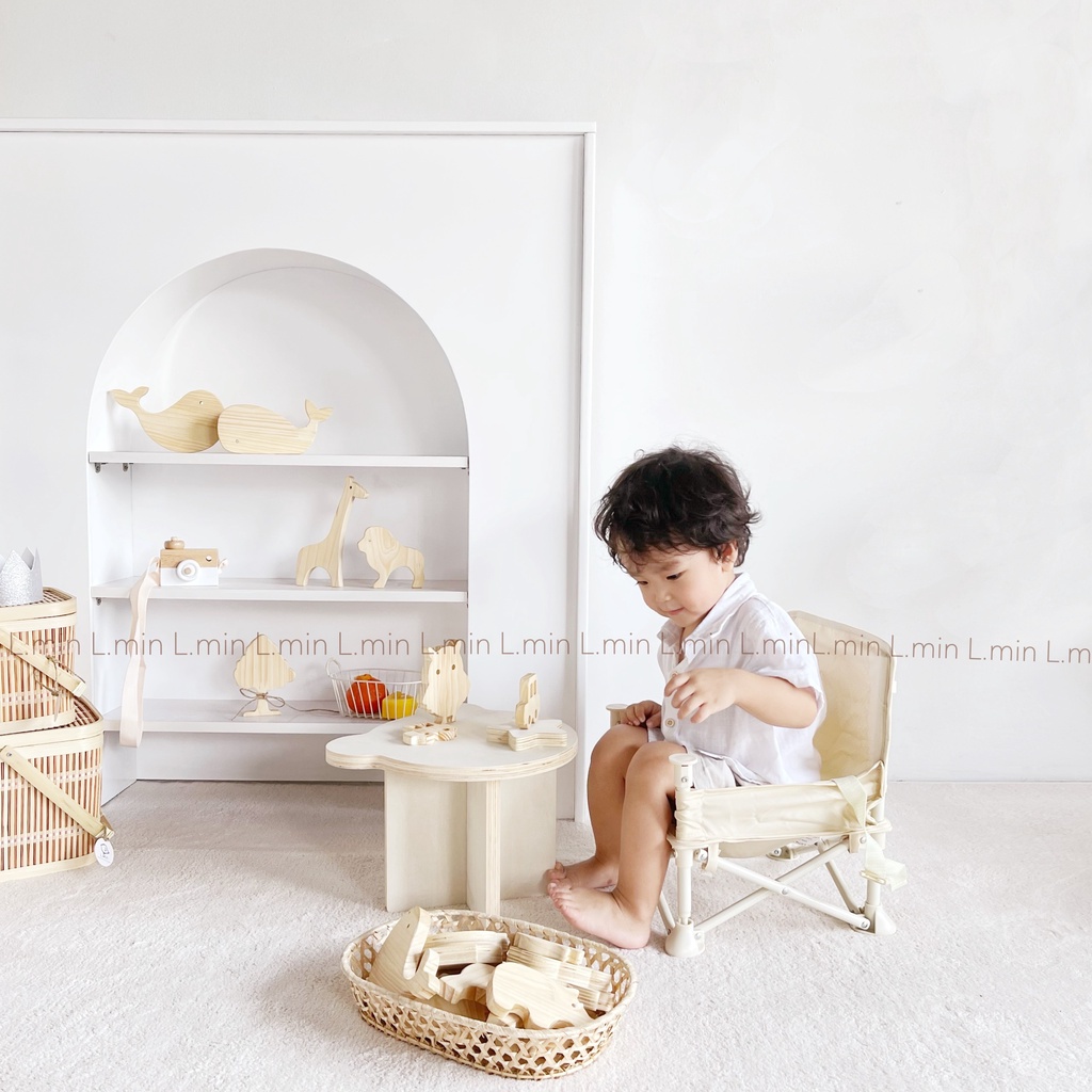 Logo gỗ thông decor