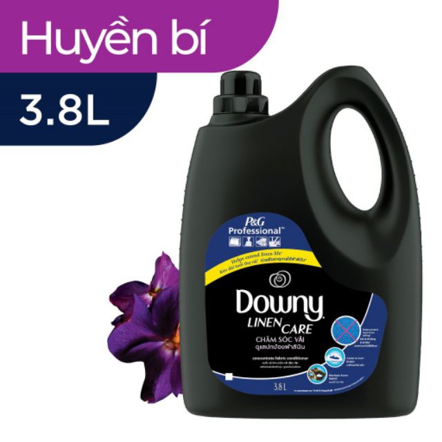 Nước xả vải DOWNY hương nắng mai can 4 lít.
