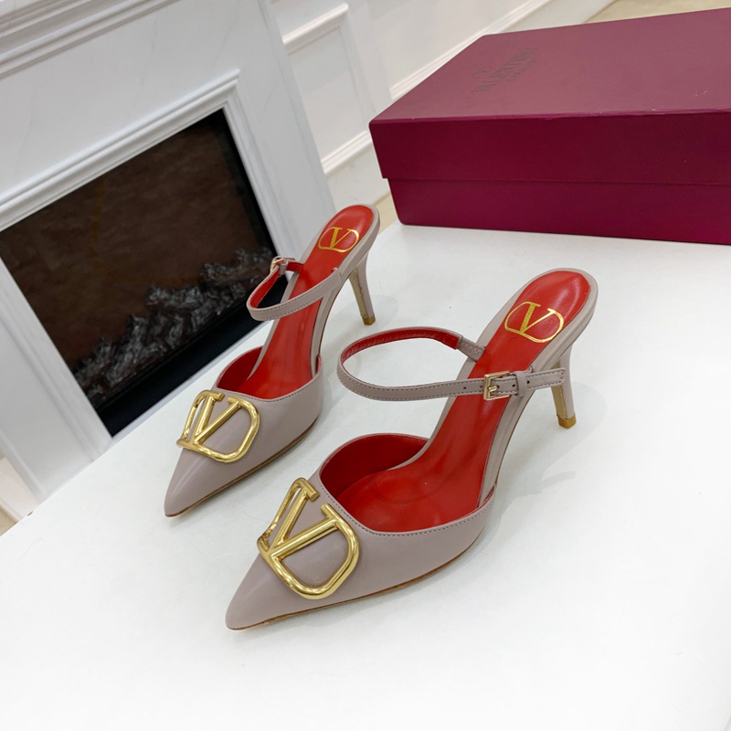 Valentino Giày Cao Gót 8Cm Mũi Nhọn Phối Khóa Vàng Chất Liệu Da Thời Trang Cho Nữ