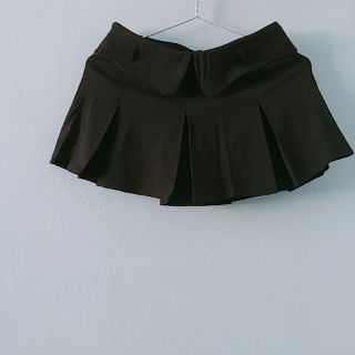 Chân váy xếp li