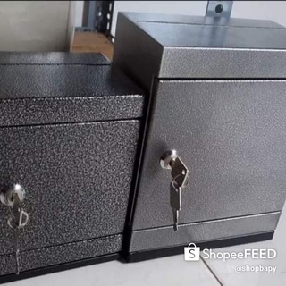 két sắt mini tiết kiệm tiền