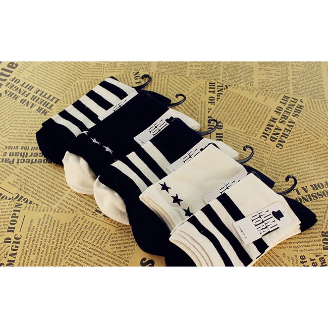 Vớ Tất hình ngôi sao cao cổ Nam Nữ phong cách thể thao, trẻ trung, năng động.