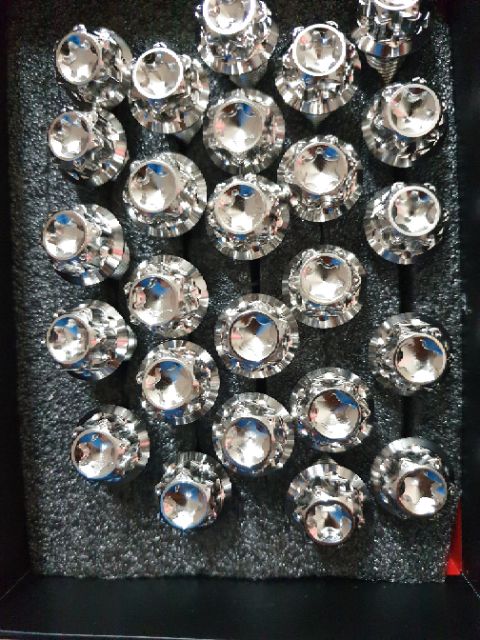 Ốc salaya 10li 2.3 phân bắt heo dầu ya