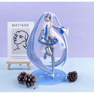 Mô hình Hatsune miku trắng xanh tuyết