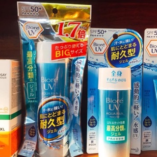 Kem chống nắng Biore UV Aqua Rich Watery Gel SPF50++