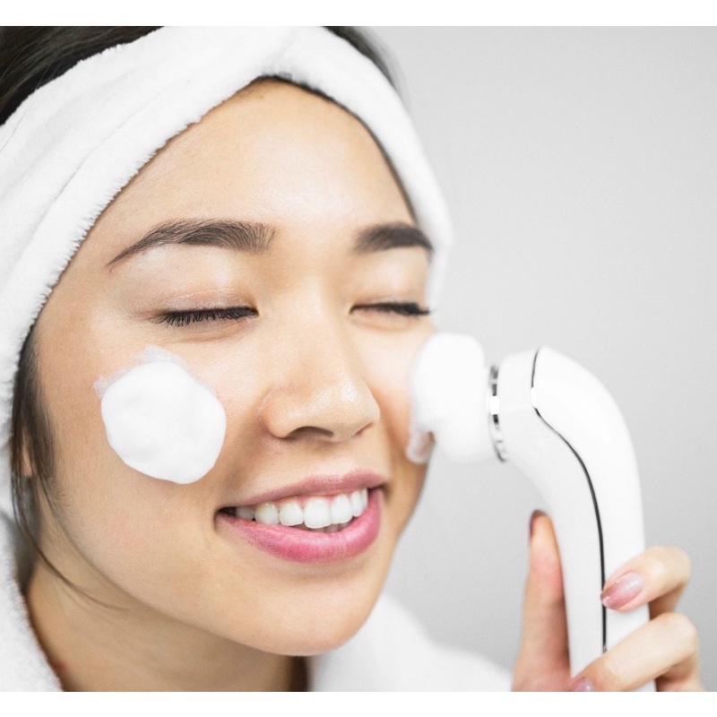 Máy rửa mặt Refa