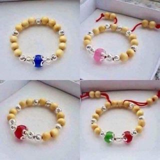 Vòng dâu tằm phong thủy cho mẹ và bé . giá 150k_ 180k/ vòng
