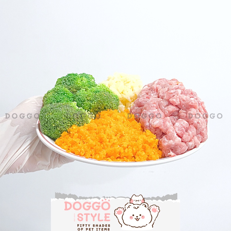 Bữa Ăn Dinh Dưỡng Cho Chó Và Mèo Xúc Xích Gà/Heo Rau Củ Tươi Hấp Cung Cấp Protein Chất Xơ DoggoStyle