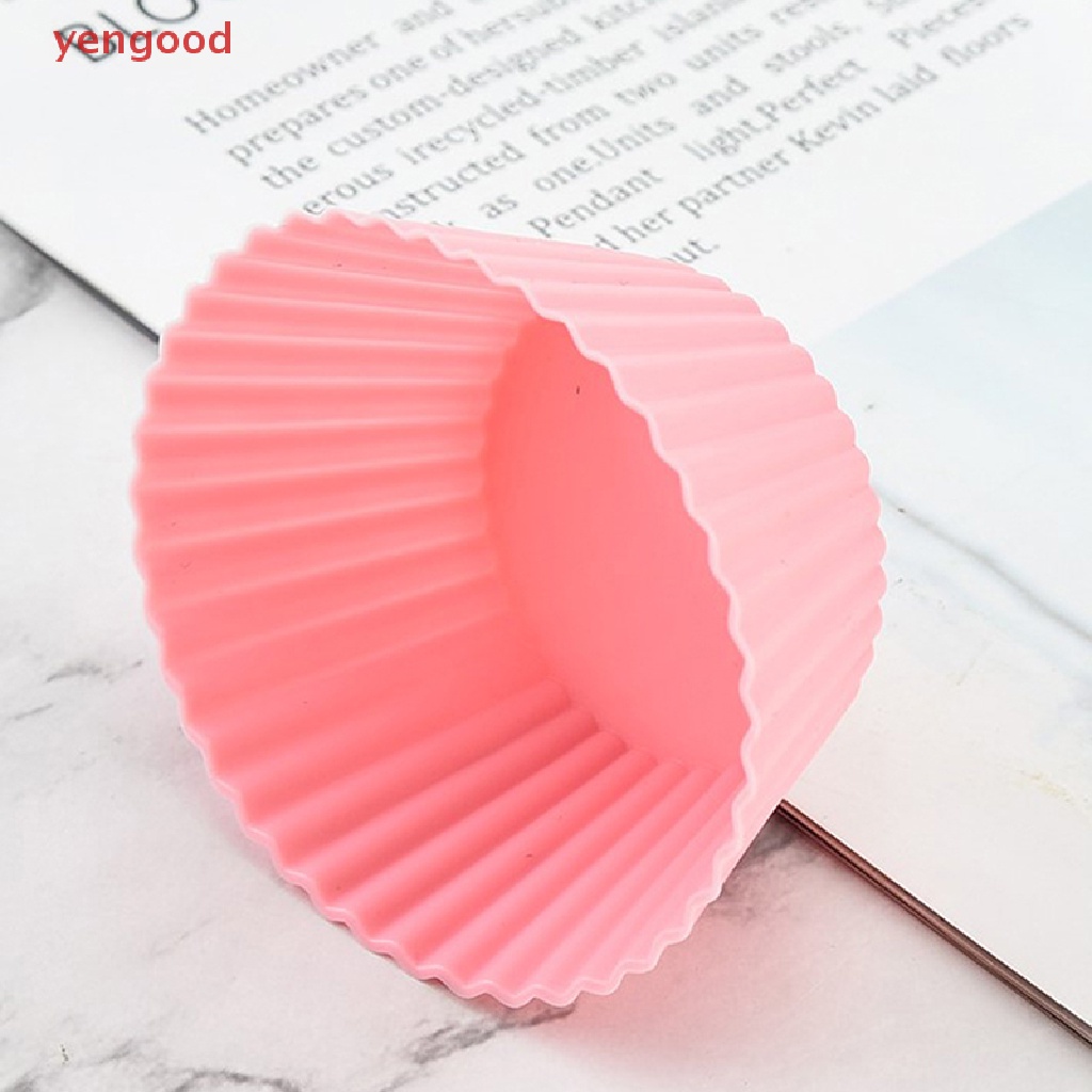 Set 7 Khuôn Silicone Làm Bánh Cupcake Hình Tròn Tiện Dụng