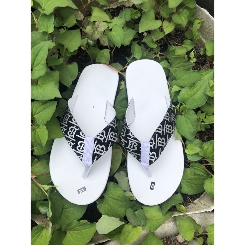 sandal đồng nai dép cặp nam nữ đế trắng size từ 35 nữ đến 42 nam đủ màu đủ size ib chọn thêm