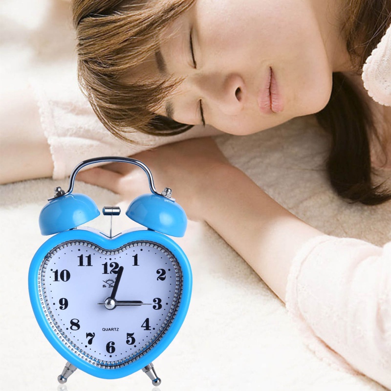 Đồng Hồ Báo Thức Hình Trái Tim Có Đèn Led