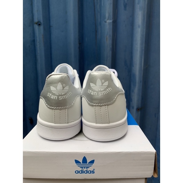 GIẦY THỂ THAO STAN SMIT NAM NỮ HÀNG CAO CẤP, THIẾT KẾ PHỐI MÀU ĐƠN GIẢN, PHONG CÁCH CÁ TÍNH .